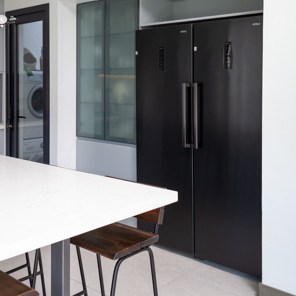 Kit Refrigerador y Freezer Prestige Chef FDV 355L + 262L No Frost en acero inoxidable, con eficiencia energética A+ y tecnología avanzada para máxima conservación de alimentos.